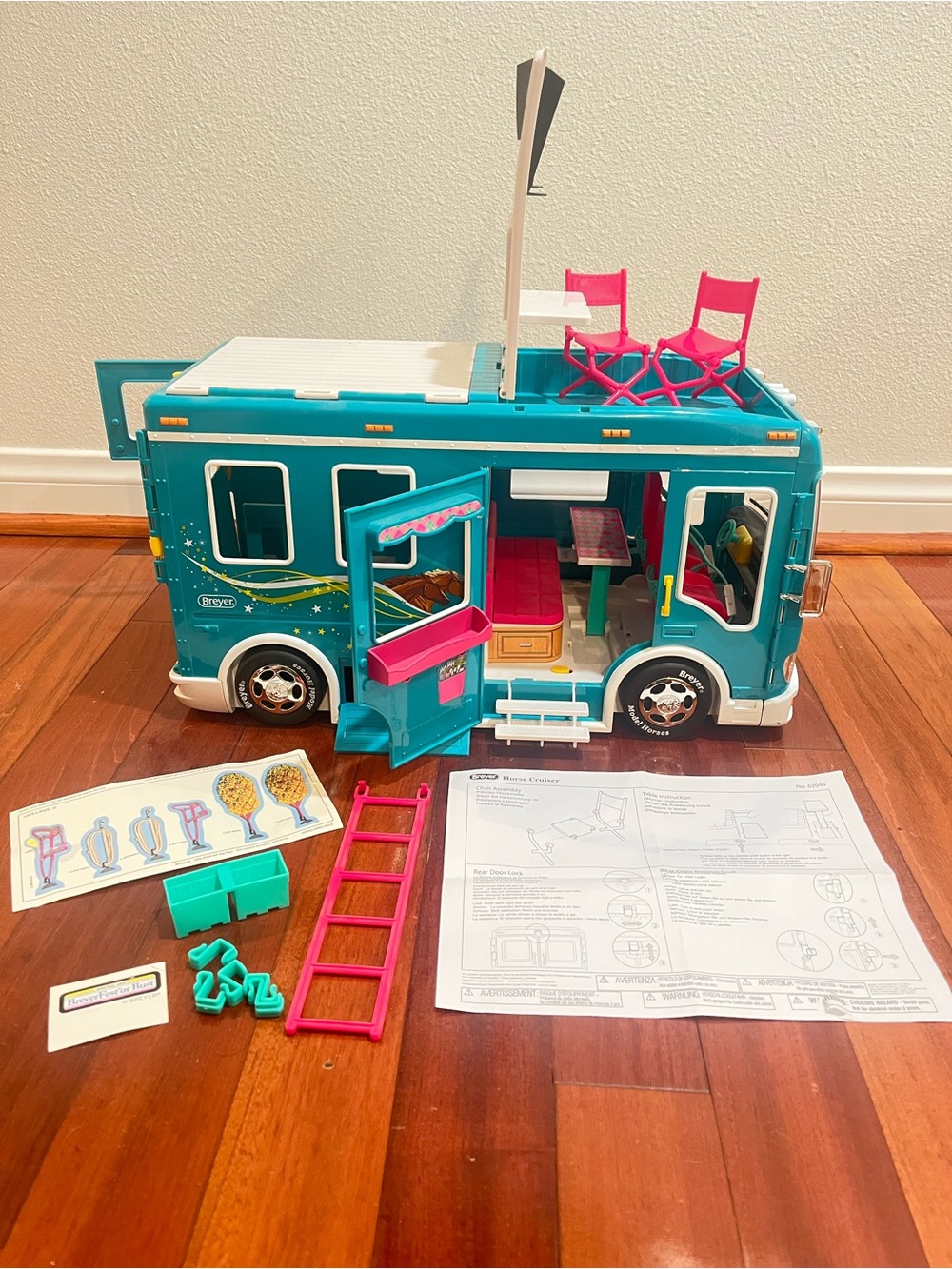 Breyer Horse Trailer Cruiser RV Van Motorhome Toy 62044 & Accessories Retired